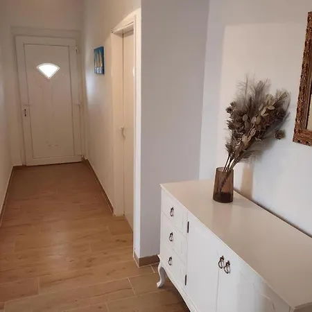 Apartment Marine Prvic Luka