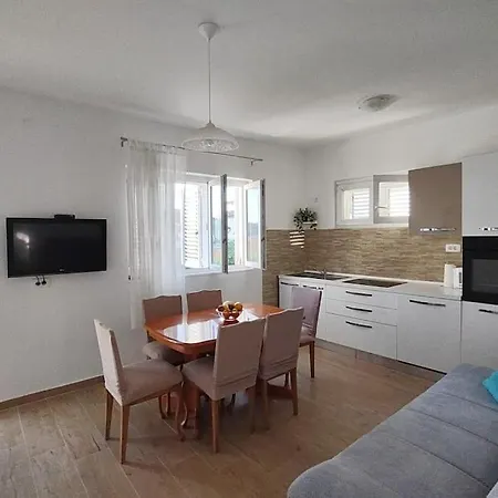 Marine Apartment