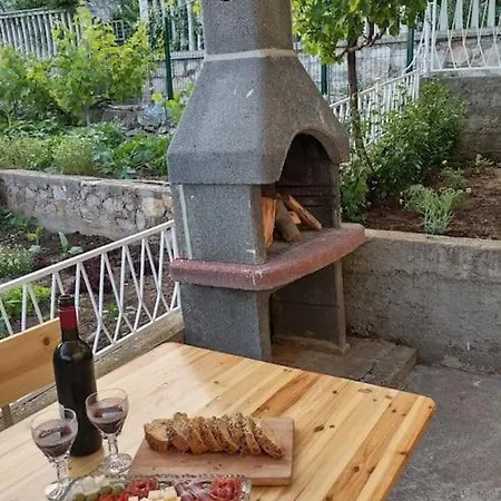 Marine * Prvić Luka